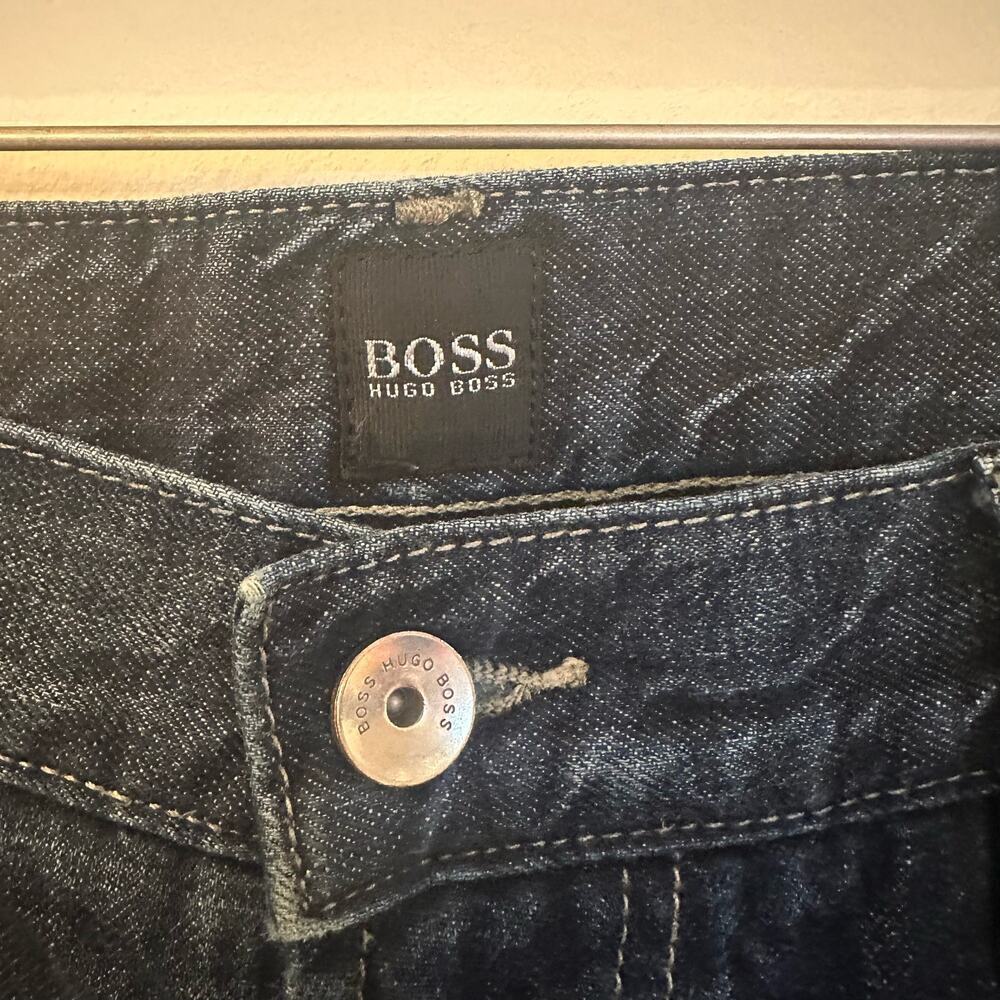 Hugo Boss Comfort Fit Jeans sz 38 x 32 - Picture 7 of 9